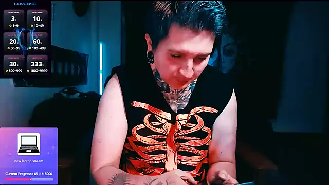 Marieblueeyes online show from March 19, 3:10 am