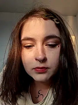 Yammy Yumi online show from November 7, 1:22 pm