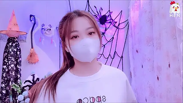 Snapshot of hen237 chatting on October 20, 9:48 pm hen237 online show from October 20, 9:48 pm