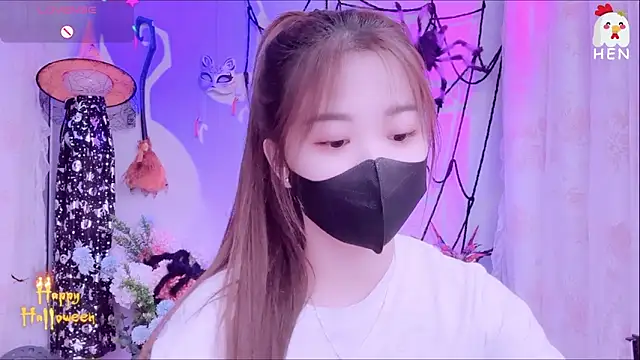 Snapshot of hen237 chatting on November 5, 11:27 pm hen237 online show from November 5, 11:27 pm