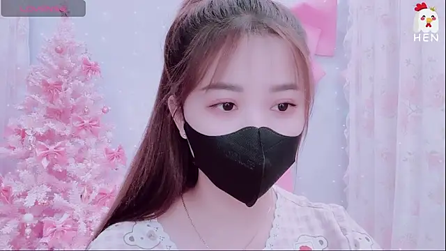 Snapshot of hen237 chatting on November 22, 2:43 am hen237 online show from November 22, 2:43 am