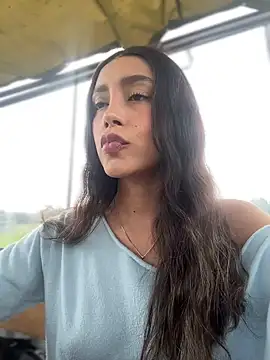 Snapshot of SelenaStone chatting on February 19, 8:38 pm SelenaStone online show from February 19, 8:38 pm