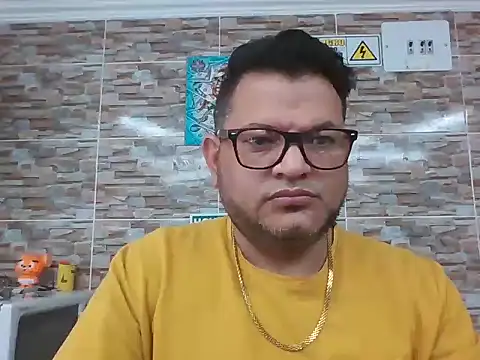 SexDiffrent online show from October 11, 8:29 pm