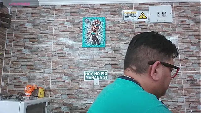 SexDiffrent online show from October 18, 7:03 pm