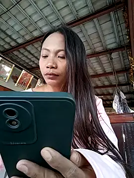 KinkyKit May online show from January 14, 9:35 am