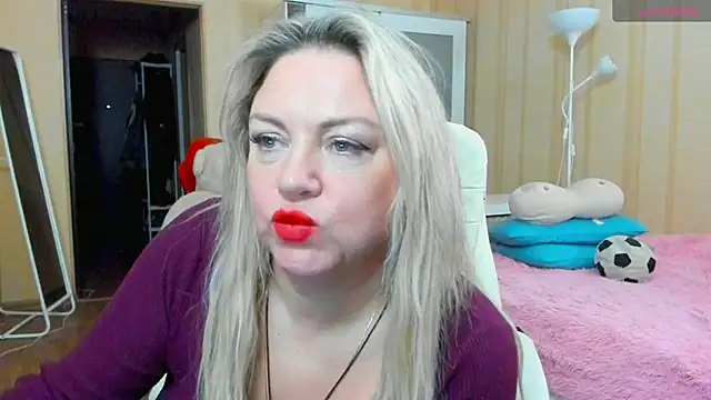 PamHardFuck online show from March 9, 9:03 pm