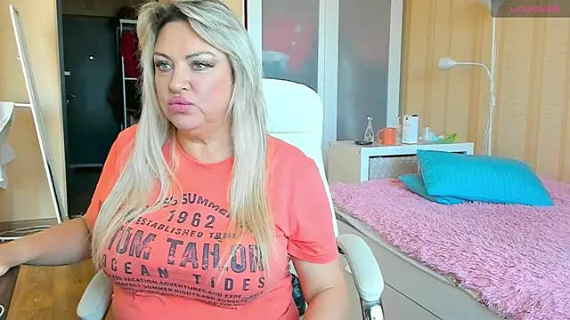 PamHardFuck online show from September 25, 10:19 am