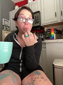 YogaHottie76 online show from January 20, 6:10 pm