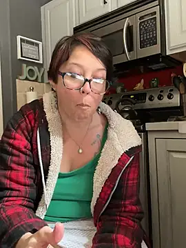 YogaHottie76 online show from January 21, 8:32 pm