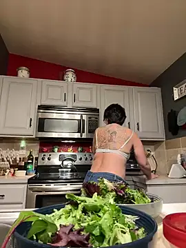 YogaHottie76 online show from January 26, 12:37 am