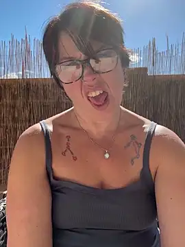 YogaHottie76 online show from January 27, 7:56 pm