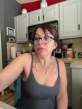 YogaHottie76 online show from January 29, 5:45 pm