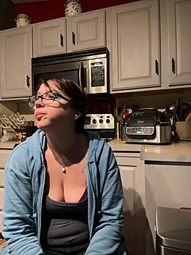 YogaHottie76 online show from January 30, 2:47 pm