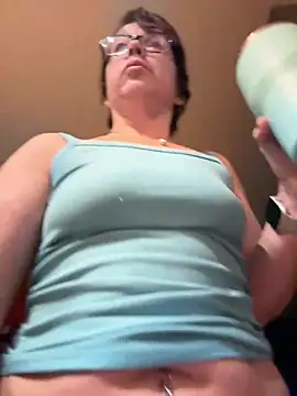 YogaHottie76 online show from February 9, 2:07 pm
