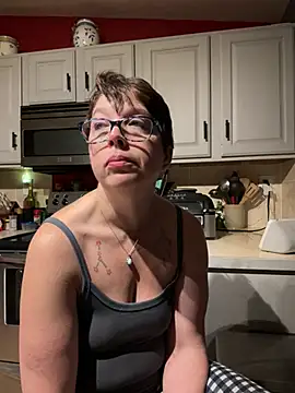 YogaHottie76 online show from February 17, 2:04 pm