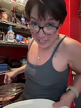 YogaHottie76 online show from February 18, 12:15 am