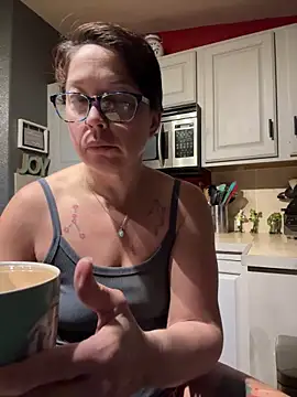 YogaHottie76 online show from February 20, 1:51 pm