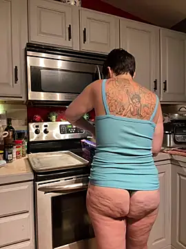 YogaHottie76 online show from March 1, 12:56 pm