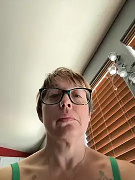 YogaHottie76 online show from September 18, 3:58 pm