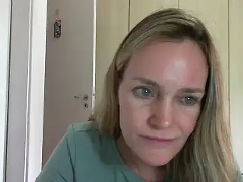 Annylove1 online show from December 28, 12:26 am