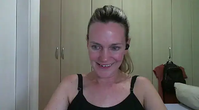 Annylove1 online show from January 21, 9:15 pm