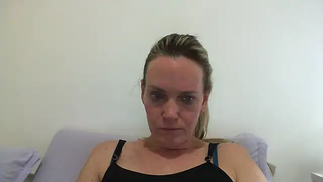 Annylove1 online show from January 30, 12:18 am
