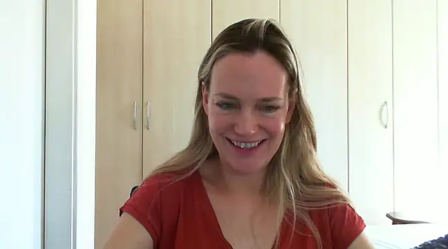 Annylove1 online show from February 19, 12:44 pm