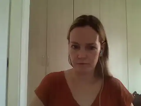 Annylove1 online show from February 20, 10:48 am
