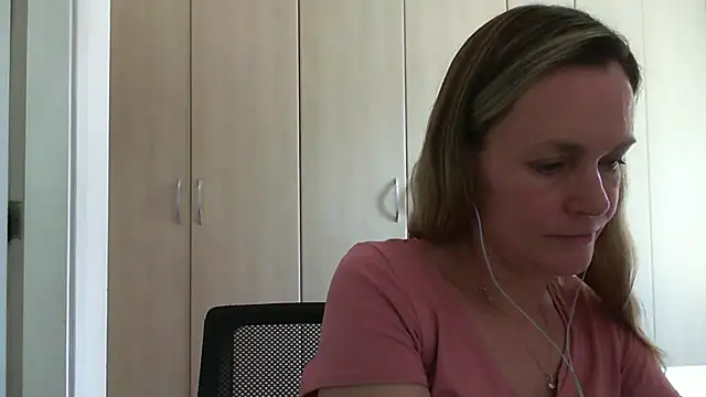 Annylove1 online show from February 26, 3:19 pm
