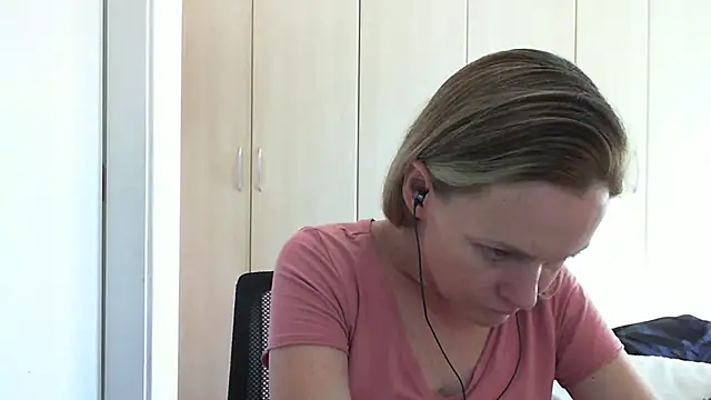 Annylove1 online show from March 5, 12:55 pm