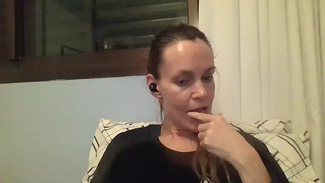 Annylove1 online show from September 13, 12:21 am