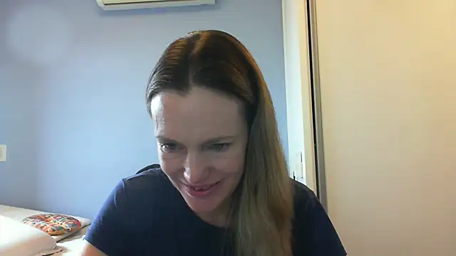 Snapshot of Annylove1 chatting on October 7, 10:56 am Annylove1 online show from October 7, 10:56 am