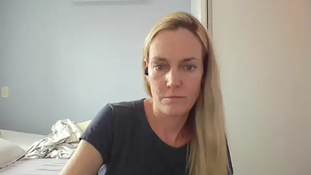 Annylove1 online show from January 15, 3:49 pm