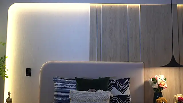 Snapshot of KalaBeckett_ chatting on March 26, 11:05 am KalaBeckett online show from March 26, 11:05 am