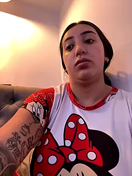 Hannahoff online show from December 4, 12:08 am