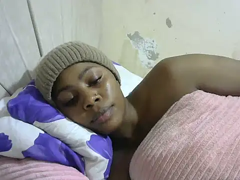 Snapshot of Nasty_queency chatting on February 25, 9:24 pm Nasty queency online show from February 25, 9:24 pm