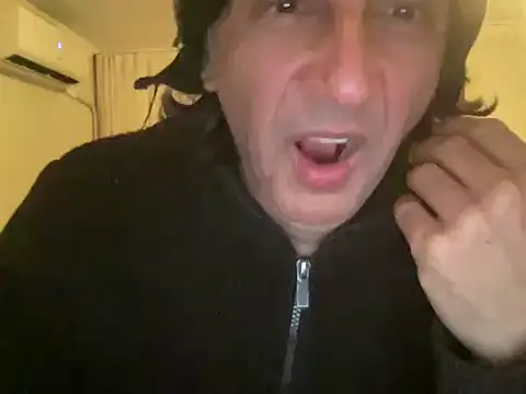 ALPHANDRE online show from February 25, 6:09 pm