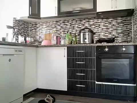 ALPHANDRE online show from November 18, 8:30 am