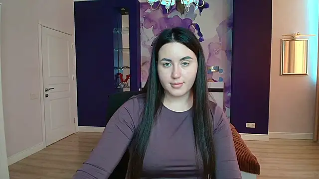 Snapshot of Roxie_Bradley chatting on February 12, 1:06 pm Roxie Bradley online show from February 12, 1:06 pm