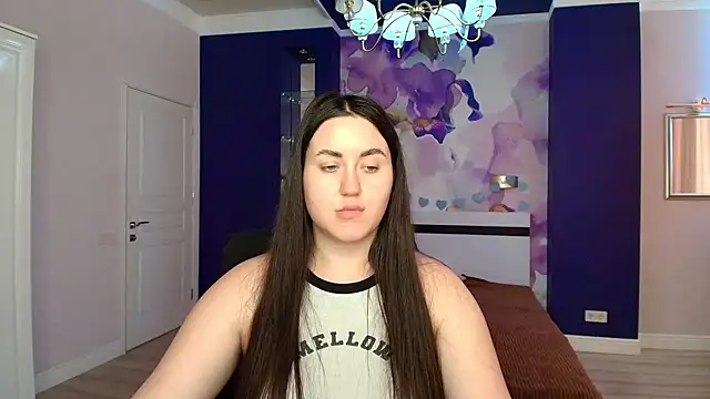 Snapshot of Roxie_Bradley chatting on February 18, 10:16 am Roxie Bradley online show from February 18, 10:16 am