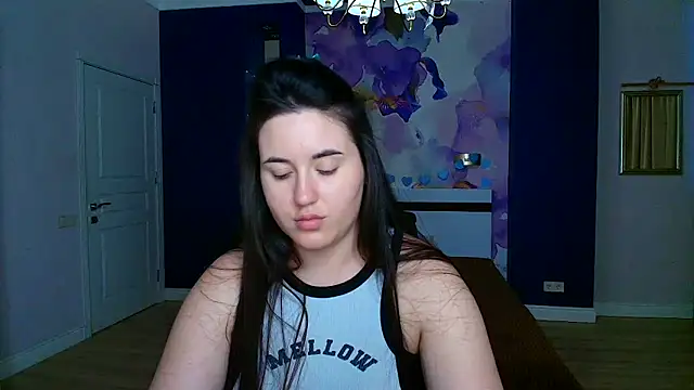 Snapshot of Roxie_Bradley chatting on March 14, 4:09 pm Roxie Bradley online show from March 14, 4:09 pm