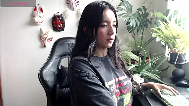 Snapshot of cat_salo chatting on February 15, 3:42 pm cat salo online show from February 15, 3:42 pm