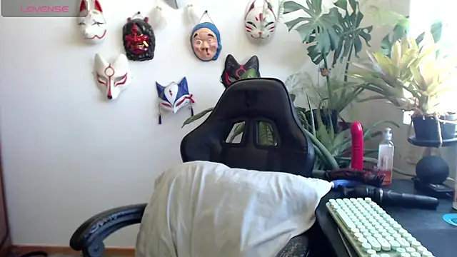 Snapshot of cat_salo chatting on February 27, 3:45 pm cat salo online show from February 27, 3:45 pm