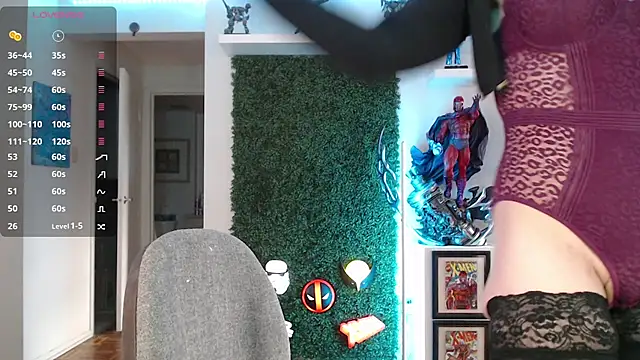 Vixen Lockheart online show from October 22, 4:18 pm