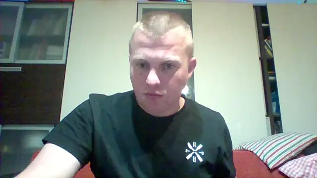 Snapshot of Matttthees chatting on September 30, 7:19 pm Matttthees online show from September 30, 7:19 pm