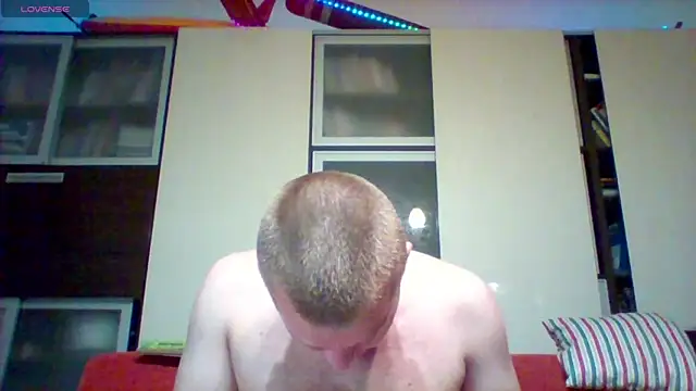 Snapshot of Matttthees chatting on October 2, 8:05 pm Matttthees online show from October 2, 8:05 pm