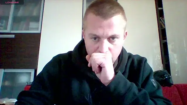 Snapshot of Matttthees chatting on October 10, 2:38 pm Matttthees online show from October 10, 2:38 pm