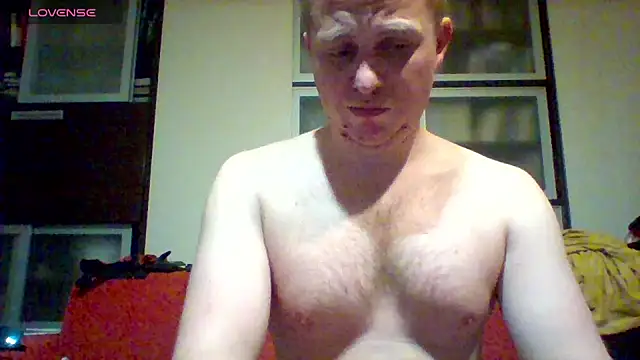 Snapshot of Matttthees chatting on November 23, 3:28 am Matttthees online show from November 23, 3:28 am