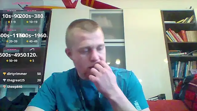 Snapshot of Matttthees chatting on November 24, 10:15 am Matttthees online show from November 24, 10:15 am