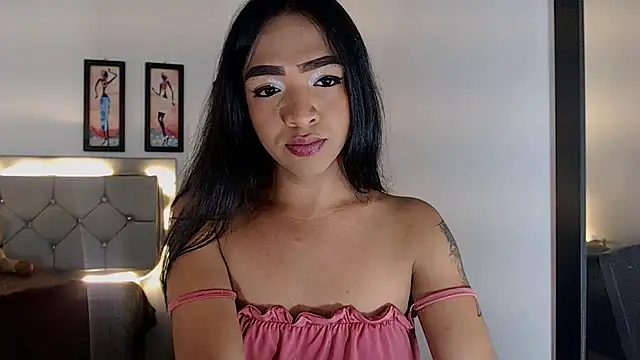 Snapshot of sofiaxdollxxx chatting on March 17, 4:21 pm sofiaxdollxxx online show from March 17, 4:21 pm